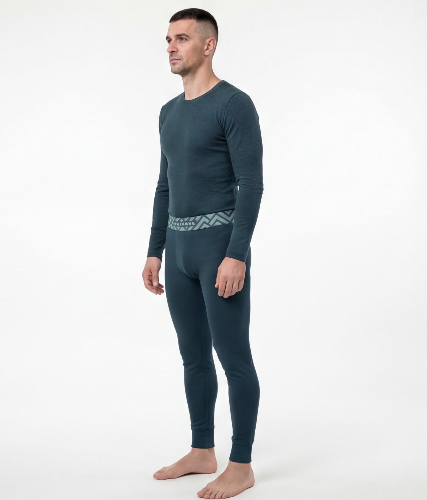 Дълъг клин от 100 % мериносова вълна